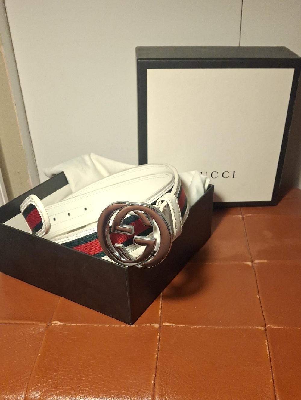 Gucci White Leather Web Stripe Men’s Belt with Silver Double G Buckle